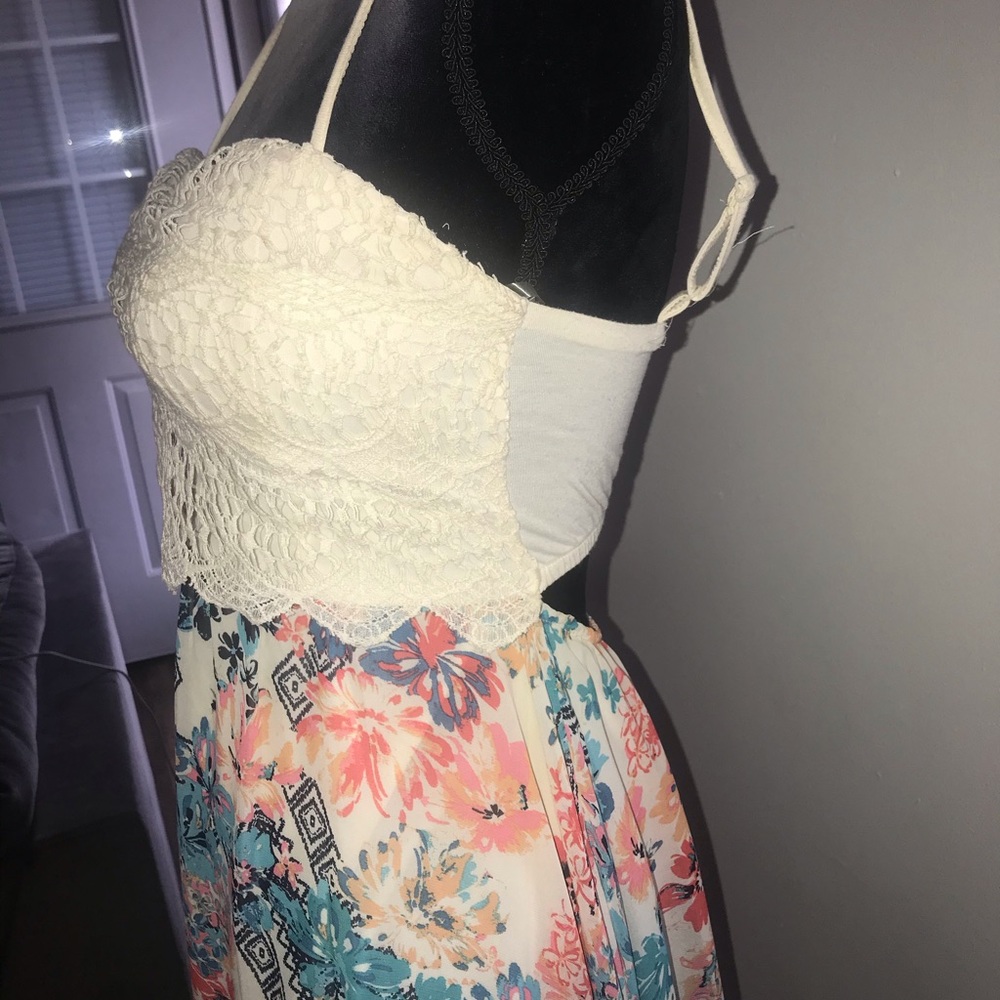 Dress - Picture 6 of 6